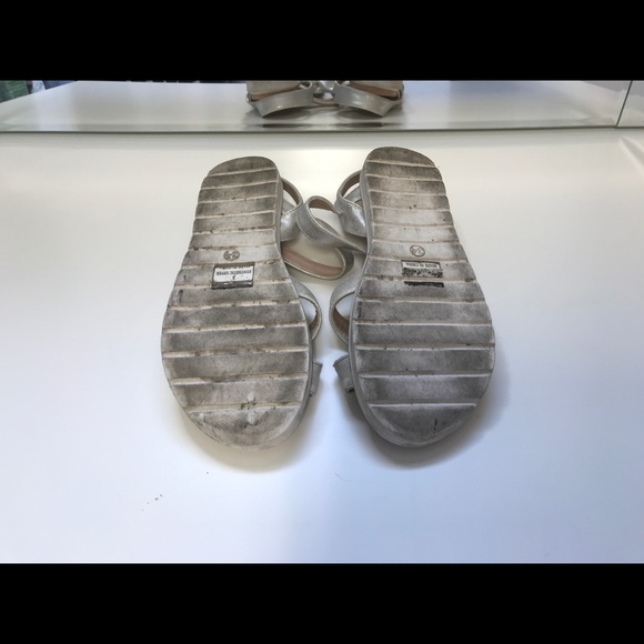 Girls metallic sandals - Picture 7 of 8